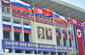 Kim Jong-un, líder da Coréia do Norte, Honors ‘Heroic’ Russian Troops Kim Jong-un, líder da Coréia do Norte, Honors 'Heroic' Russian Troops