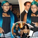 Kim Kardashian bateu por permitir que o noroeste, 12 anos, use corpete na viagem doméstica: 'tão impróprio'