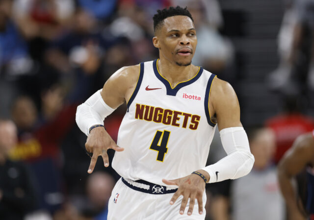 Kings buscando agressivamente o comércio para limpar espaço para Russell Westbrook




