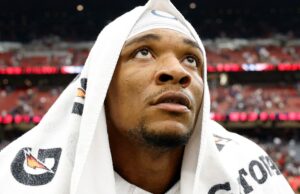 Kolts QB Anthony Richardson foi removido do jogo após o dedo Anthony Richardson Indianapolis Kolts