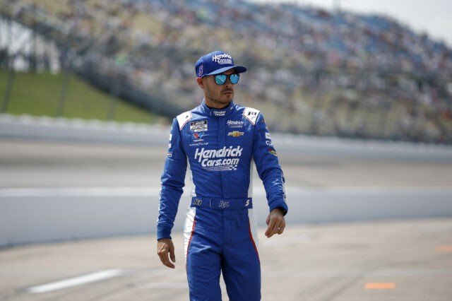 Kyle Larson bateu na noite de Thadega para fazer de N'nar uma 'piada'

