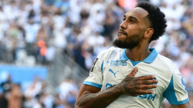 LIGUE 1: Aubameyang Dual Aids Marselha volte a ganhar meios com 5-2 sucesso sobre o Paris FC 

