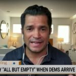 La Rep. Jimmy Gomez acusa o gelo do centro de detenção vazio de migrantes: 'Vídeo' diretamente da zona do crepúsculo '