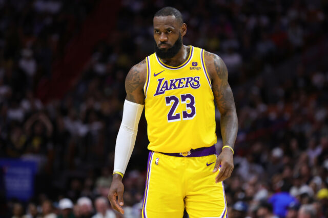 LeBron James React a Sheders 'Shedur Sanders Devey NFL Debate

