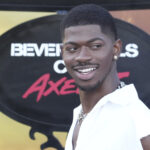 Lil Nas preso depois que a polícia diz que um rapper quase nu acusado de policiais
