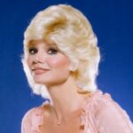 Loni Anderson, estrela de 'WKRP em Cincinnati', morreu aos 79 anos