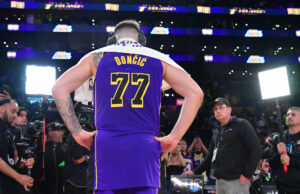 Luka Doncic compartilha a primeira mensagem para os fãs do Lakers após uma decisão de US $ 165 milhões no post sincero: “Isso está apenas começando” March Madness Logo
