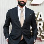 Todos os olhos estavam na chegada de Mohamed Salah à Gala de Prêmios Glitely Awards da Professional Football Association