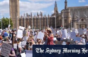 Mais de 360 manifestantes capturados no London Post Pro-Palestine define uma nova lei Mais de 360 manifestantes capturados no London Post Pro-Palestine define uma nova lei