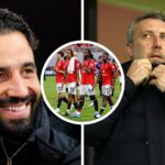 O zagueiro do Manchester United, Lenny Yoro, no Aberto da França, em Roland Garros, em 2025, em Paris, França.