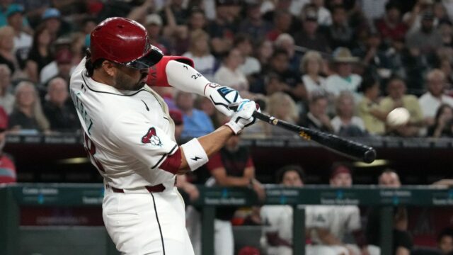 Marinheiros desembarcam a 3b Suárez de D-Backs

