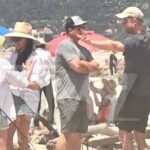 Markle Markle e Príncipe Harry chegaram à praia para Surchees