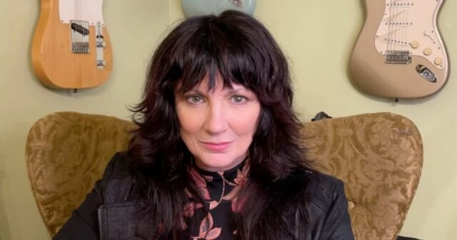 Meredith Brooks lançou a cadela há 28 anos e ela ainda não se sente envergonhada