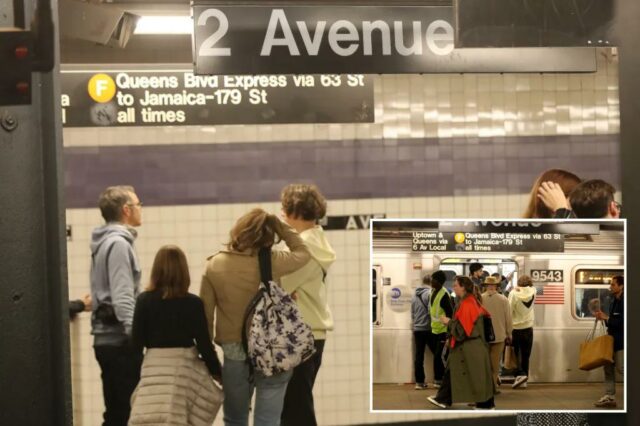 O Metro Riders está esperando um trem na 2nd Avenue Station, em Nova York, NY, 20 de outubro de 2024.