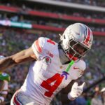 Minha equipe All-American de pré-temporada da AP: Klubnik, de Clemson, Smith, do Estado de Ohio, lidera o caminho quando dois jogadores do Oregon fazem o corte