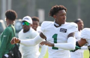 Molho Gardner sente falta dos jatos Practice em gigantes com uma lesão O quarterback do Jets, Sos Gardner, deixou o treinamento conjunto de quarta -feira com Giants devido a lesão.