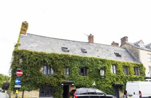 Motuy na data do jantar de JD Vance: Acordeu a equipe do Cotswolds Gastro -pub ameaçou sair se o vice -presidente dos EUA participasse – para obter um interruptor rápido Bull pub, a imagem, teve que cancelar uma reserva de que Vance foi feito porque a equipe se recusou a servi -lo