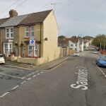 Alega -se que um homem puxou a vítima para um beco enquanto ela estava andando na Saunders Street, perto do cruzamento com a St George's Road (foto), antes de agredi -la sexualmente