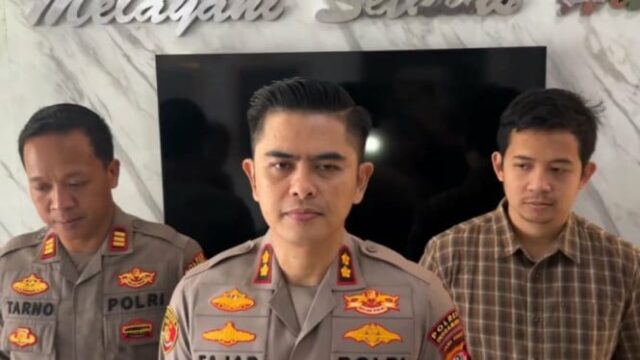 Mulheres em Indramayu foram encontradas mortas com queimaduras em uma sala de mesa, a polícia interveio

