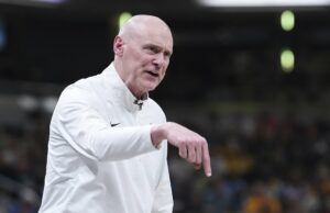 NBA: Os Pacers estendem o contrato de Rick Carlisle por um período de vários anos Treinador de Indiana Pacers Rick Carlisle NBA