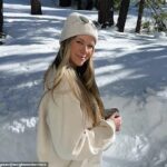 O passageiro da United Airlines, Meghan Reinertssen (foto), que tinha 'diarré biológica' em um voo para Indianapolis falou com o Daily Mail sobre sua experiência de pesadelo