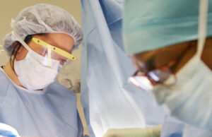 New Hampshire se torna o primeiro país da Nova Inglaterra a proibir a cirurgia muda de sexo por menores New Hampshire se torna o primeiro país da Nova Inglaterra a proibir a cirurgia muda de sexo por menores