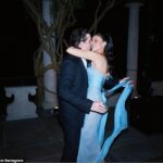 Nicola Peltz e Brooklyn Beckham compartilharam imagens de sua borboleta o tema da renovação após -party na terça -feira que seus pais não foram convidados para