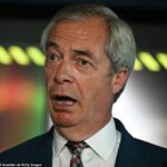 Nigel Farage exige que ele nomeie algumas reformas camaradas britânicas para abrigar os senhores pela primeira vez