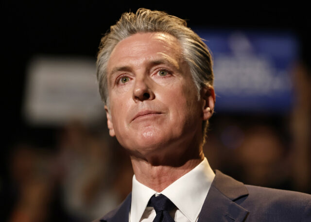 Nova enquete: chances para a medida de redistritamento de Gavin Newsom para aprovar-nova enquete



