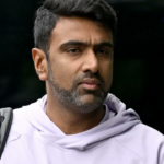 O CSK comemora R Ashwin depois que o Rewriter especialista chama o tempo na ocupação do IPL
