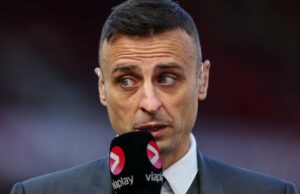 O MAN UTD confirma quando um terceiro conjunto de inspirado retrô será usado pela primeira vez, Dimitar Berbatov estrelas na divulgação Detalhes da camisa doméstica em Manchester United