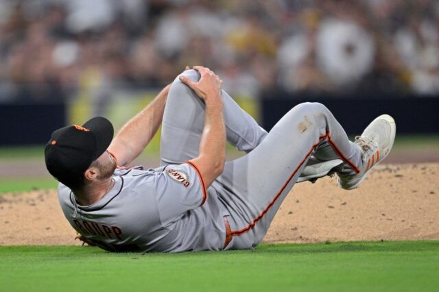 O SF Giants colocou o arremessador de partida destro na lista lesionada



