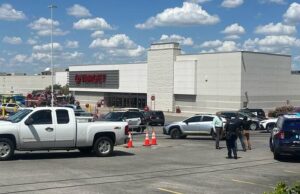 O atirador ativo mata três e fere até cinco na Austin Target Store: Atualizações ao vivo O atirador ativo mata três e fere até cinco na Austin Target Store: Atualizações ao vivo