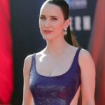 O brilho do tapete vermelho de Rachel Brosnahan começa com este corretivo de cores SPF e está à venda