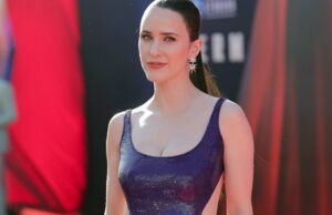 O brilho do tapete vermelho de Rachel Brosnahan começa com este corretivo de cores SPF e está à venda O brilho do tapete vermelho de Rachel Brosnahan começa com este corretivo de cores SPF e está à venda