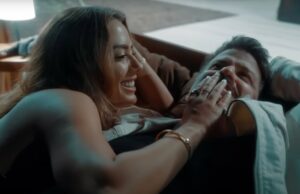 O ‘desafio’ de Johnny Bananas e Dee tem 1 paredes de soco Johnny Bananas e Dee Valladares Showmance no desafio levam a 1 parede de parede