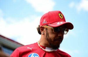 O ex -piloto da F1 acha que Lewis Hamilton virou ‘comentários inapropriados’ como uma ‘tragédia’. O ex -piloto da F1 acha que Lewis Hamilton virou 'comentários inapropriados' como uma 'tragédia'.