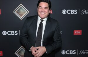 O ex -super -homem Dean Cain diz que está se juntando ao gelo ‘o mais rápido possível: os Estados Unidos foram’ construídos em patrióticos que se intensificam ‘ O ex -super -homem Dean Cain diz que está se juntando ao gelo 'o mais rápido possível: os Estados Unidos foram' construídos em patrióticos que se intensificam '