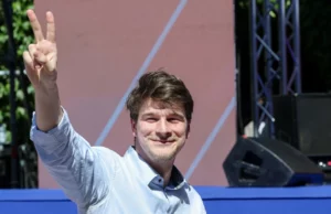 O filho de Karola Nawrockija conseguiu um emprego na televisão. Terá seu próprio programa (vídeo) O filho de Karola Nawrockija conseguiu um emprego na televisão. Terá seu próprio programa (vídeo)