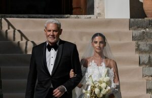 O gelo finalmente descongelou? A filha de Wayne Lineker, Tia, compartilha fotos de seu casamento luxuoso em Mallorca quando seu irmão Gary olha -dois meses depois que os irmãos em guerra se reuniram após 17 anos -feud Os novos snaps de casamento da filha de Wayne Lineker, Tia, sugeriram que as tensões podem ter derramado entre os irmãos em guerra Wayne e Gary - quando a partida anterior do anfitrião de hoje participou de núpcias
