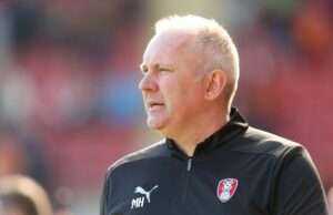 O gerente chama um empréstimo de Man UTD após desastre em tiro, “sucesso punindo Old Trafford …” Dan Gore em ação para o Manchester United U21s vs. Forest Green Rovers.