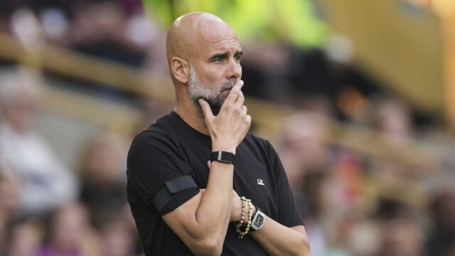 O gerente da cidade de Manchester, Pep Guardiola, diz que há "muitas pessoas" nele

