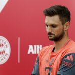 O goleiro do Bayern de Munique, Sven Ulreich, anunciou a trágica morte de seu filho de seis anos que segue