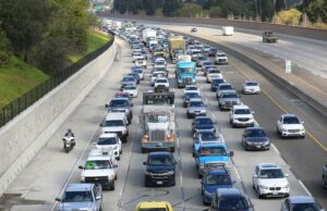 O governo Trump interrompe os vistos de motorista do caminhão após o acidente fatal da Flórida O governo Trump interrompe os vistos de motorista do caminhão após o acidente fatal da Flórida