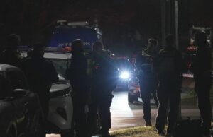 O homem apreendeu depois de dois corpos no sul, leste de Melbourne O homem apreendeu depois de dois corpos no sul, leste de Melbourne