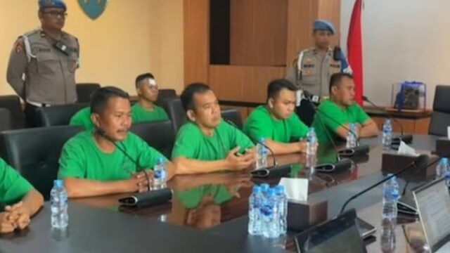 O inspetor -geral Asep EDI descarregou a identidade de 7 Brimob em The Deadly Rantis, agora sendo jogada em Patsus por causa da violação ética! 

