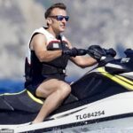 O ministro alerta que a França está indo para o resgate do FMI, pois o governo de Emmanuel Macron está à beira do colapso.