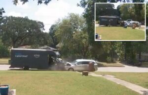 O momento chocante do motorista adormecido da Amazon van com o fornecedor do funcionário dentro Material cinematográfico sobre o fracasso do motorista adormecido na Amazon Van no Texas.