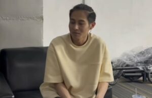 O momento do DJ Panda foi pego chorando, querendo visitar a criança foi rejeitada por Erika Carlina O momento do DJ Panda foi pego chorando, querendo visitar a criança foi rejeitada por Erika Carlina