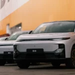 O novo SUV entra na Polônia. Preço? Eles venderam 2.500 carros no escuro
